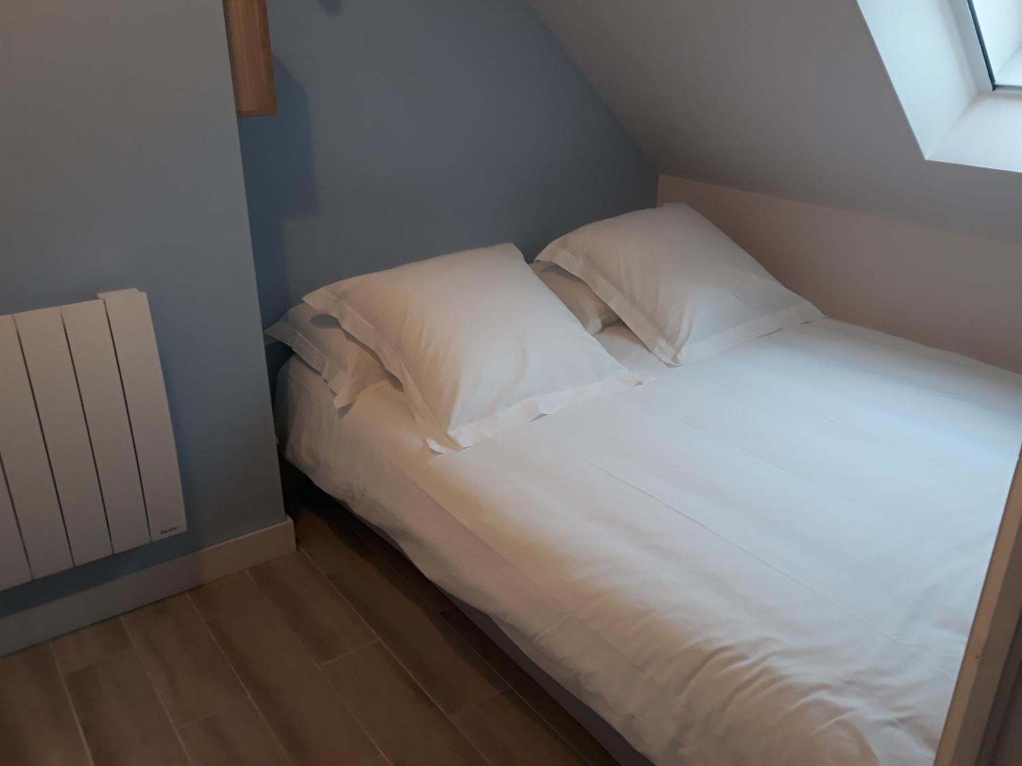 Gite De La Houssiere Joue-du-Bois Exteriör bild
