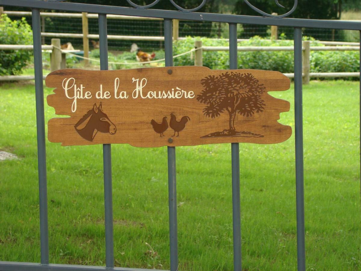 Gite De La Houssiere Joue-du-Bois Exteriör bild